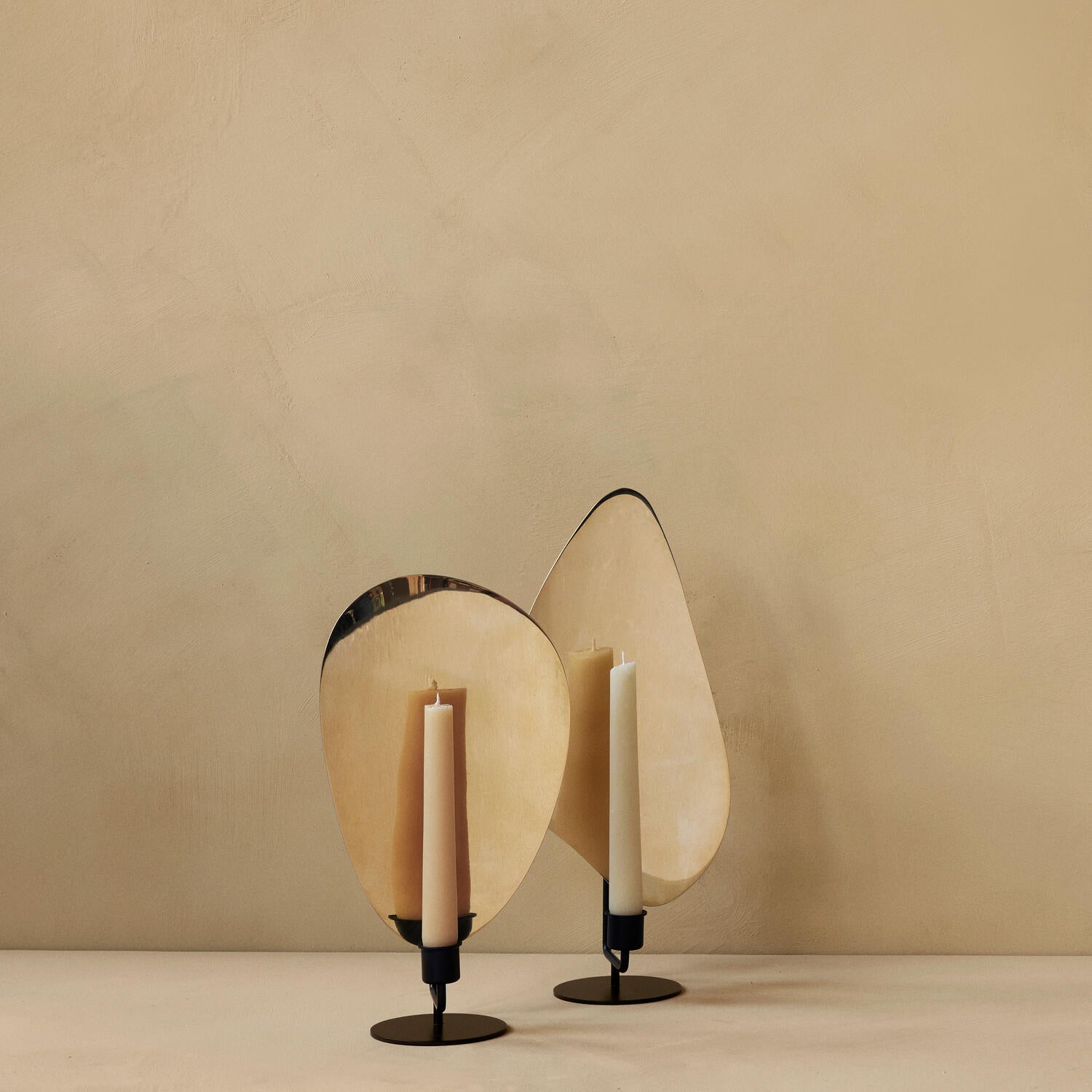 Flambeau lysestage, Black/Polished Brass - H34 cm.